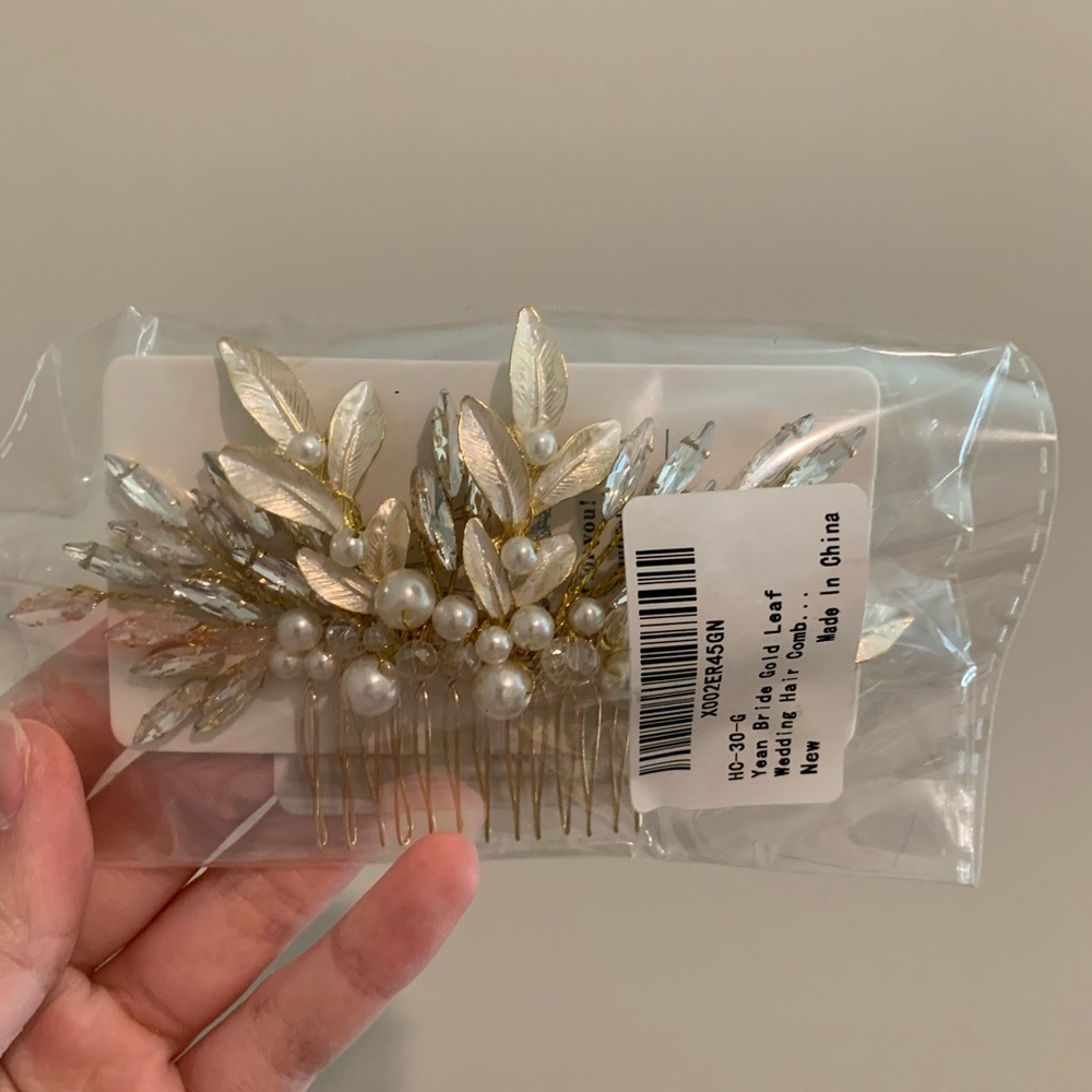 Beautiful brand new hair piece